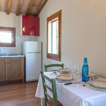 Villino La Tenuta Where The Sea Meets The Land - Goelba Ferienhaus